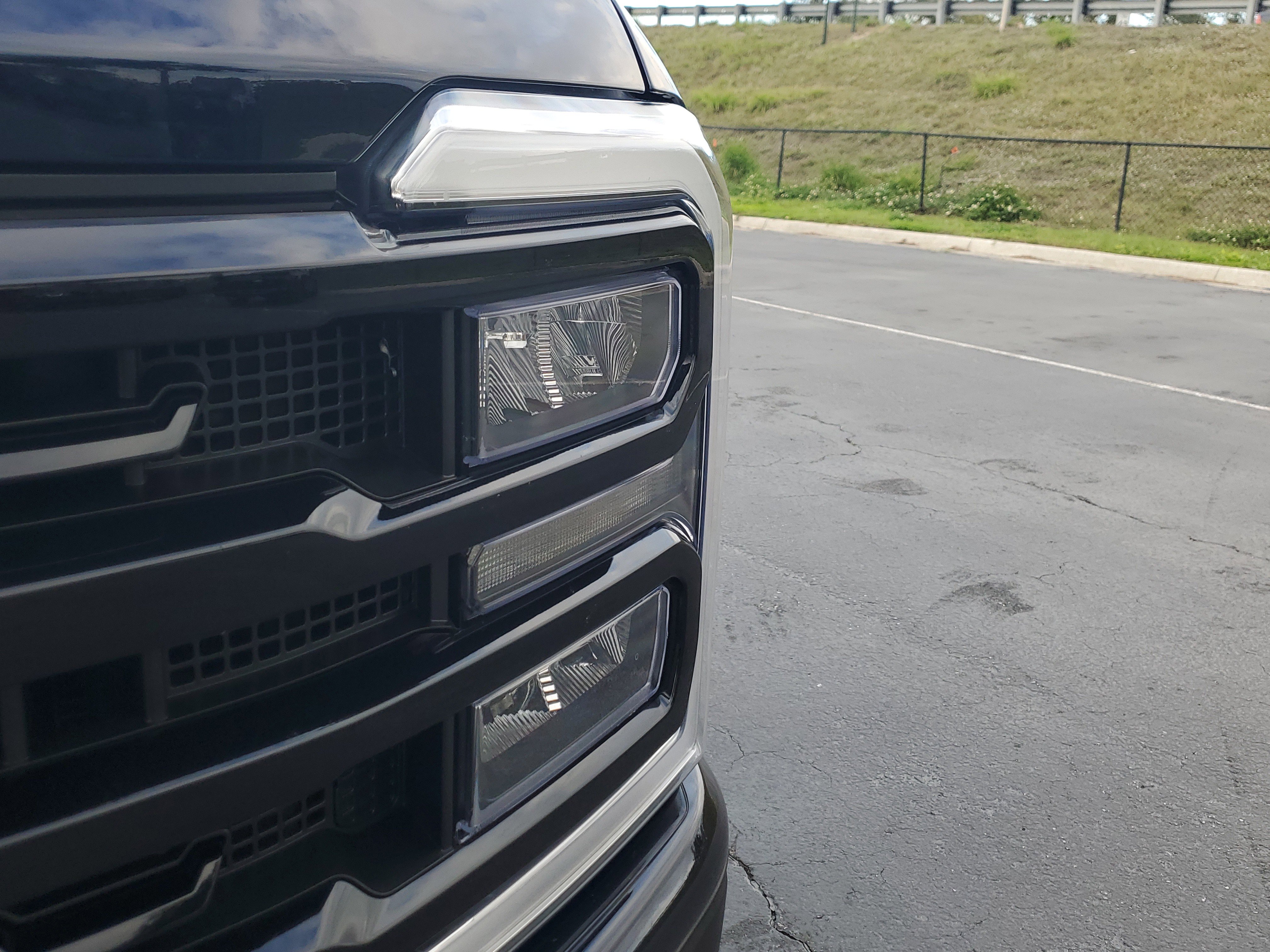 Used 2024 Ford F250 Lariat w/ Lariat Ultimate Package image 3