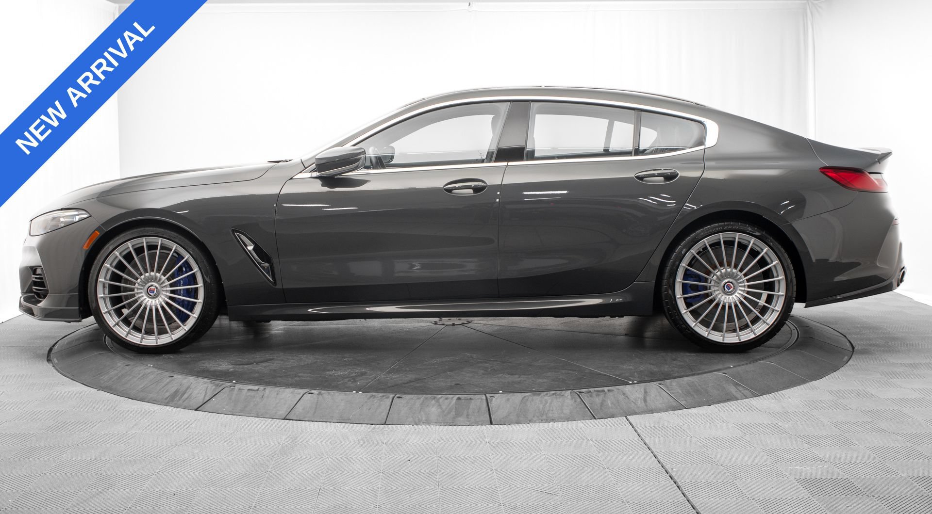 Used 2024 BMW ALPINA B8 xDrive Gran Coupe AWD/4WD image 4