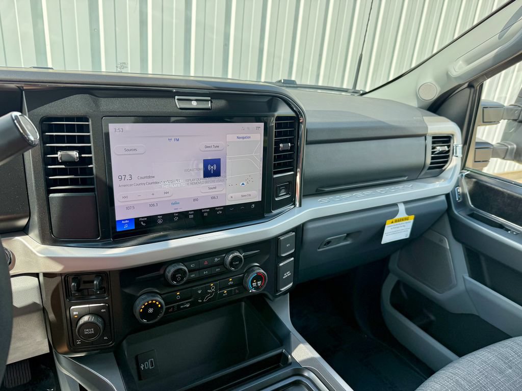 New 2026 Ford F250 XLT w/ XLT Premium Package AWD/4WD image 21