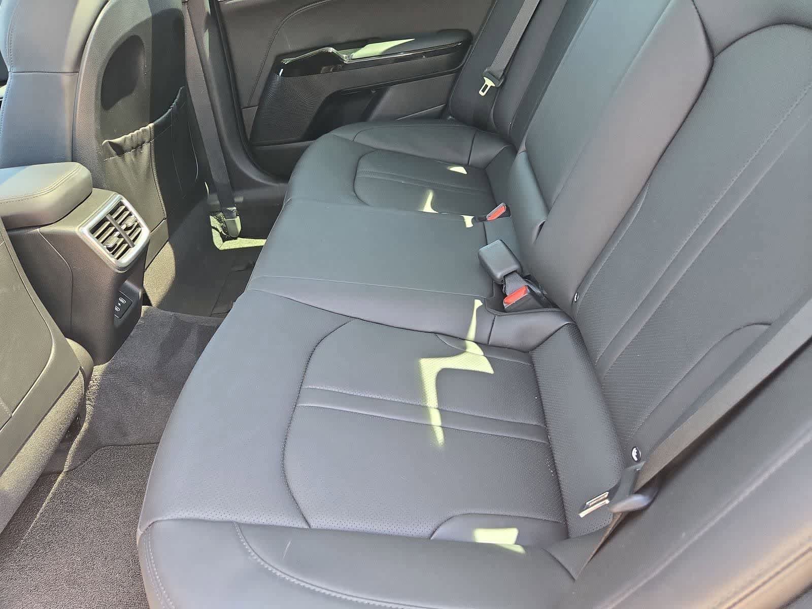 Used 2025 Kia K5 EX image 18