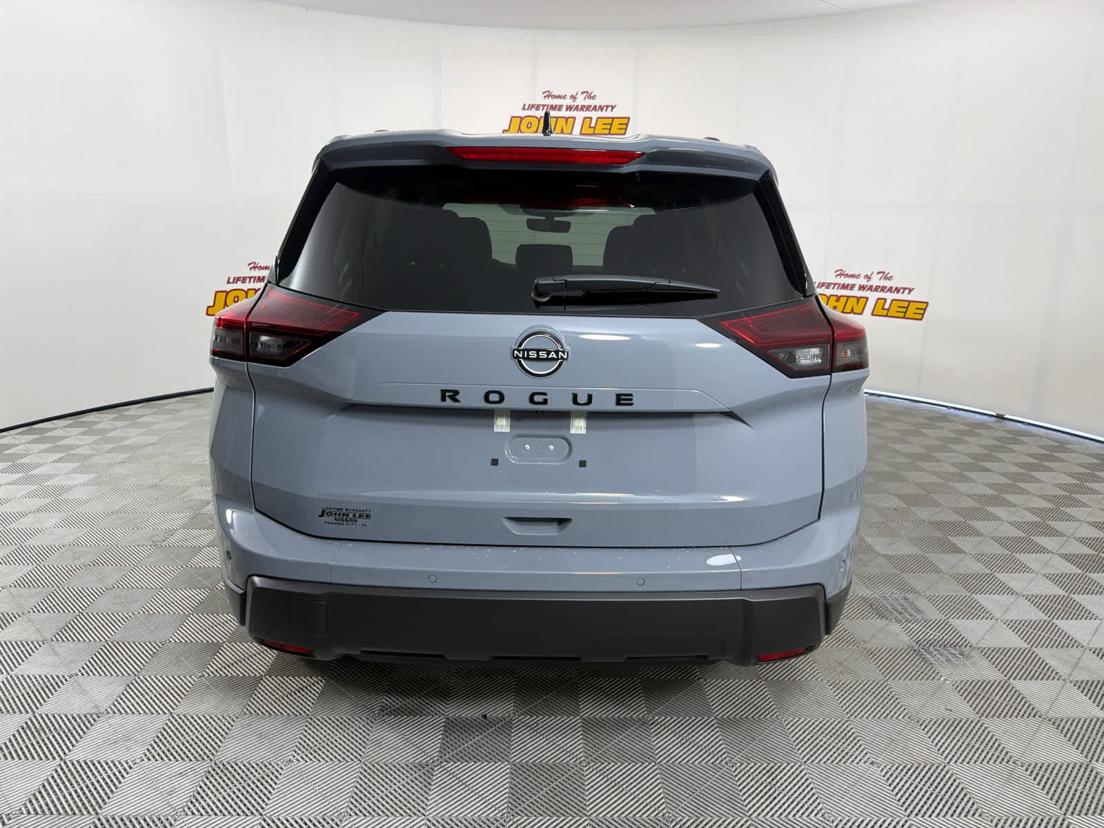 New 2026 Nissan Rogue Dark Armor FWD image 4