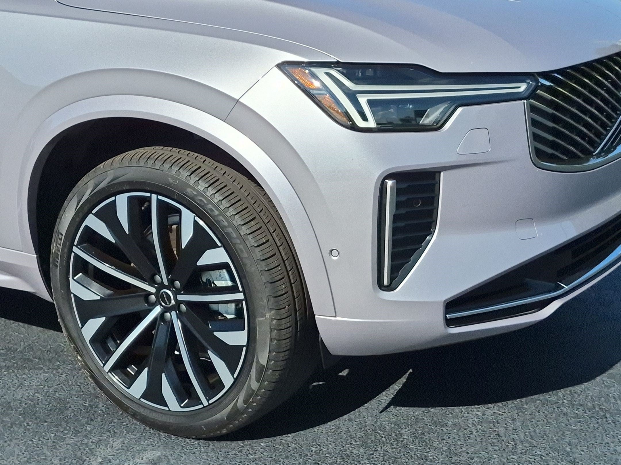 Used 2026 Volvo XC90 B6 Plus AWD/4WD image 9