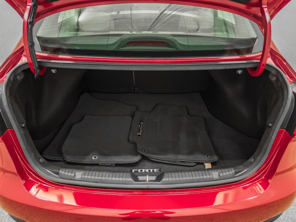 Used 2014 Kia Forte EX FWD image 9