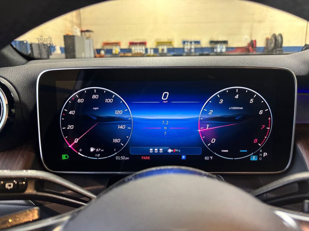 New 2026 Mercedes-Benz GLC 300 4MATIC image 3