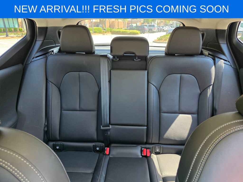 Used 2026 Volvo XC40 B5 Plus AWD/4WD image 13