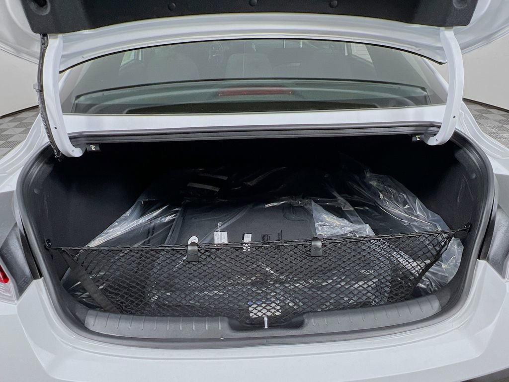 New 2025 Hyundai Elantra SEL image 22