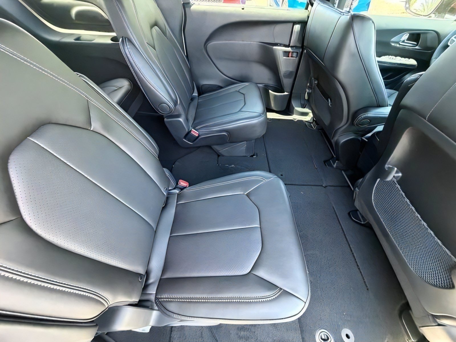 New 2026 Chrysler Voyager LX FWD image 10