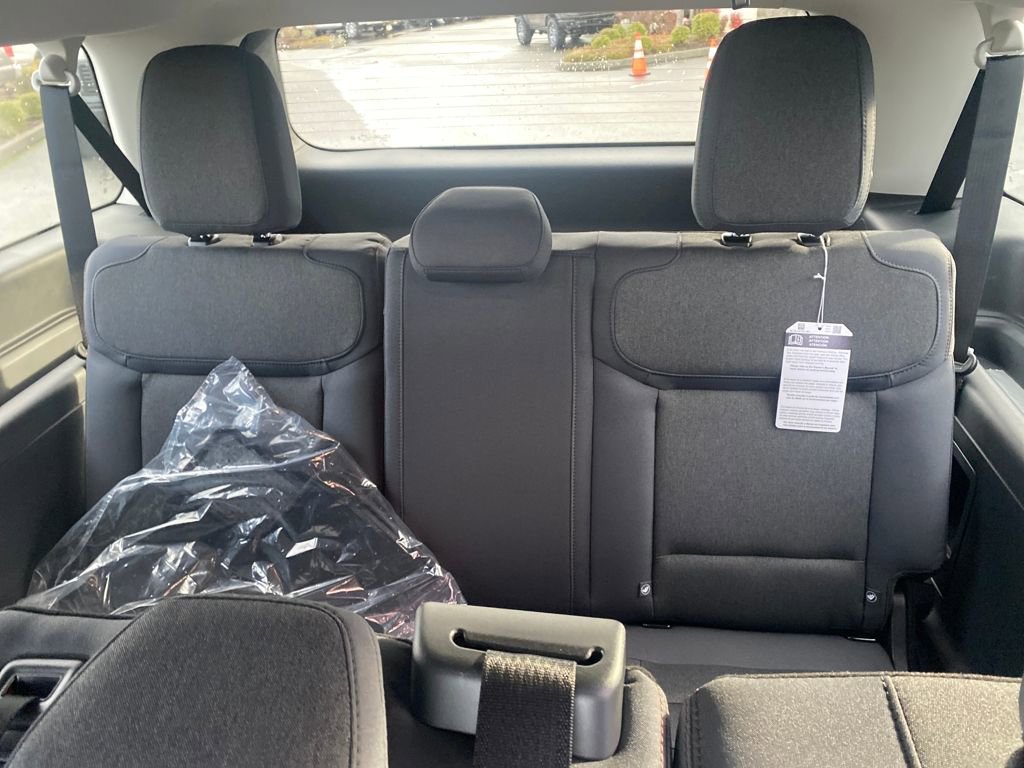 New 2025 Ford Expedition Max Active image 31