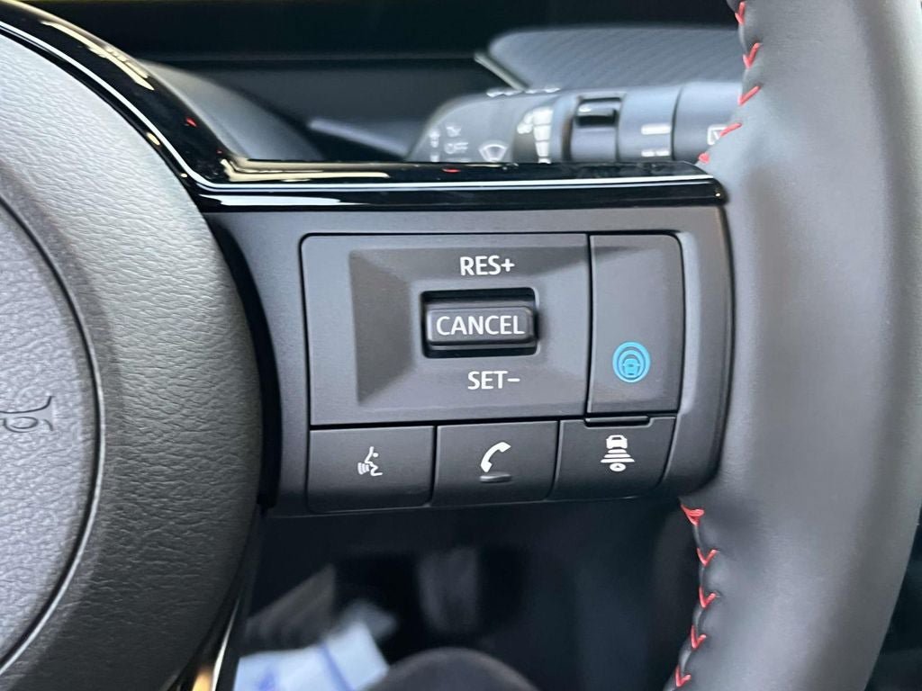 New 2026 Nissan Kicks SR w/ SR Premium Package AWD/4WD image 21