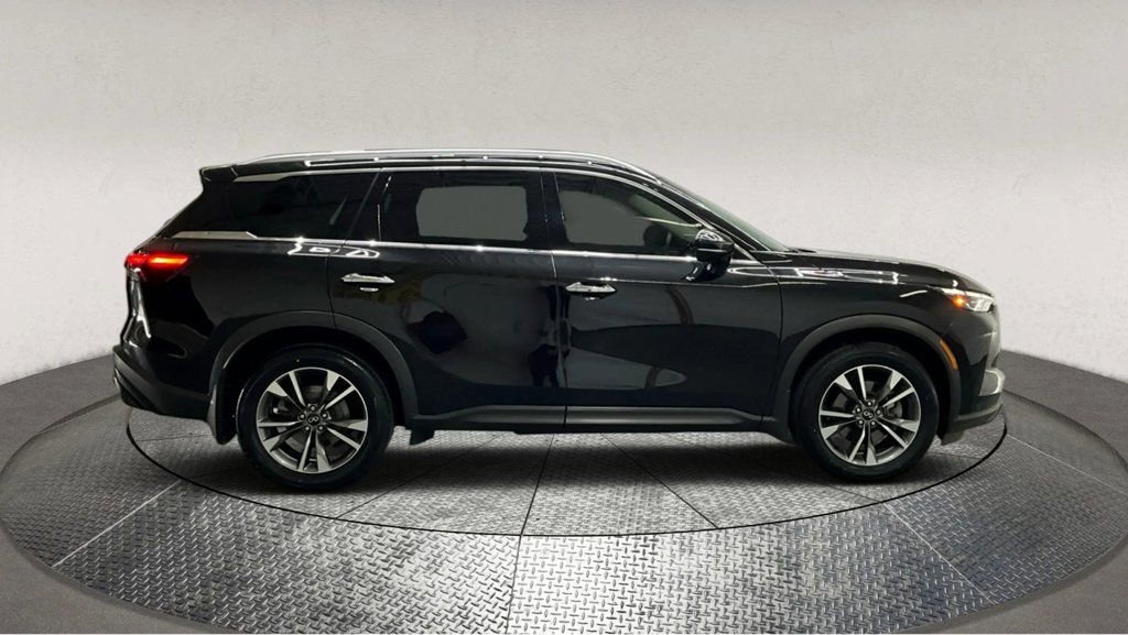 Used 2023 INFINITI QX60 Luxe w/ Vision Package image 9