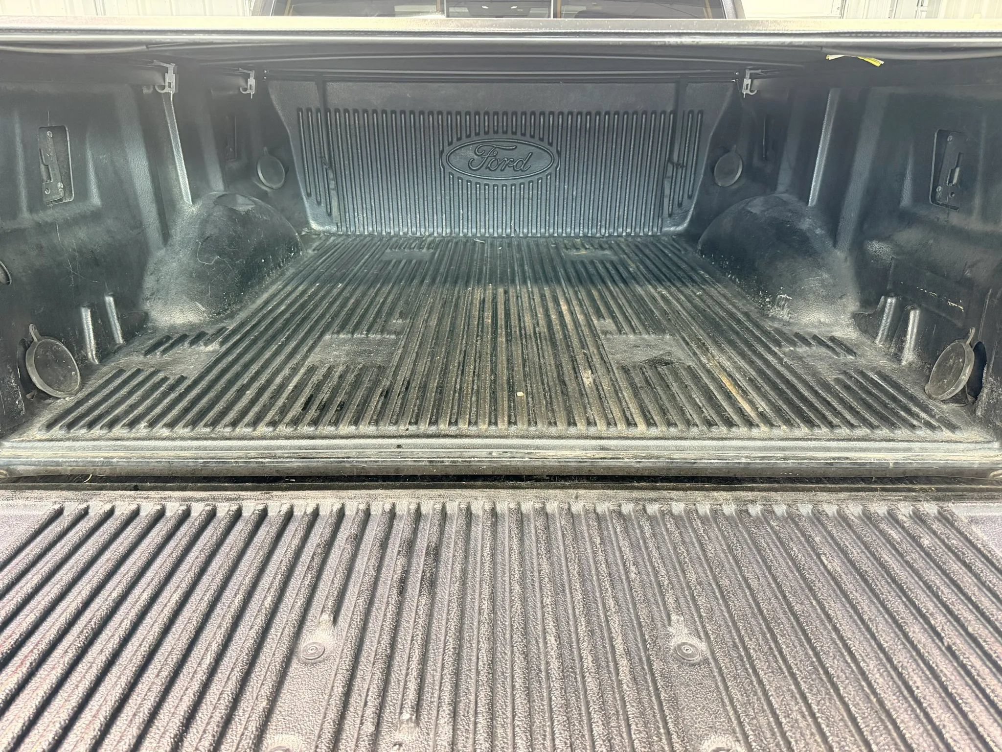 Used 2015 Ford F150 Lariat AWD/4WD image 23