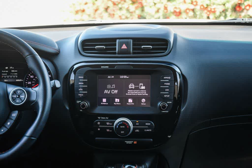 Used 2018 Kia Soul ! FWD image 13