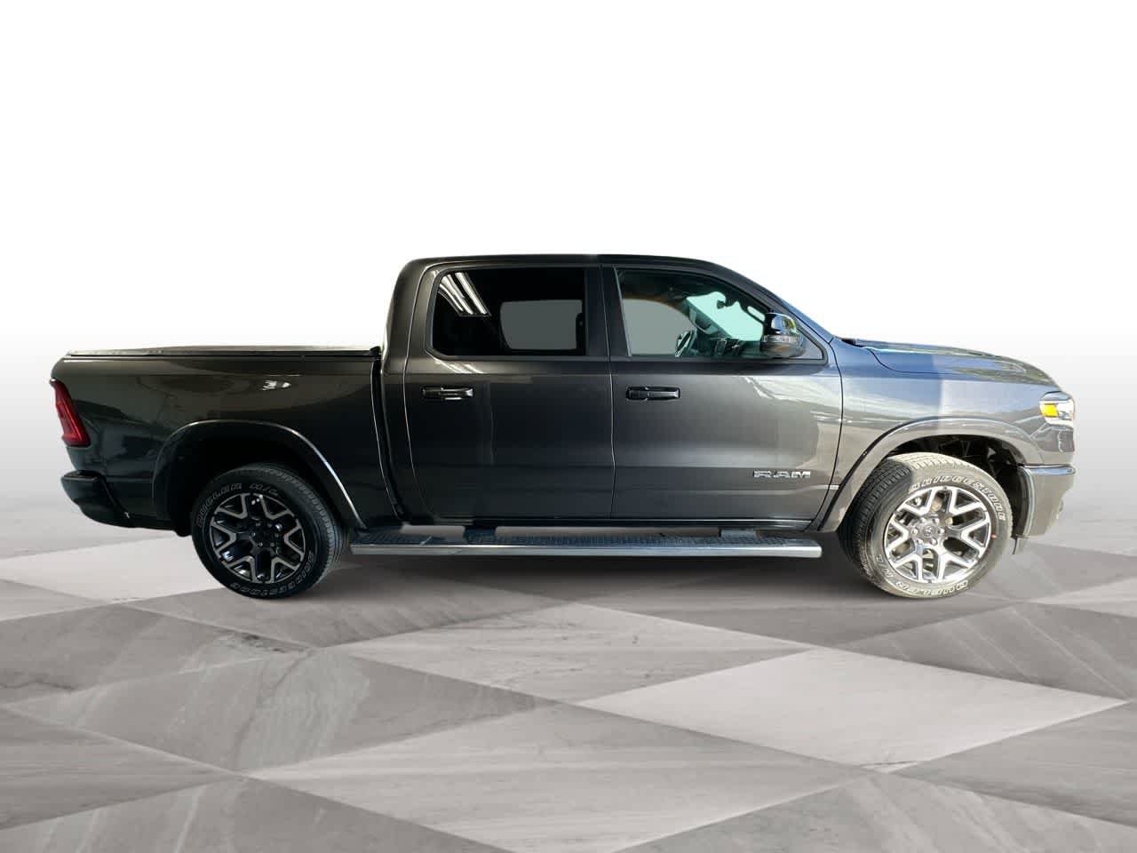 Used 2026 RAM 1500 Laramie w/ Sport Appearance Package AWD/4WD image 9