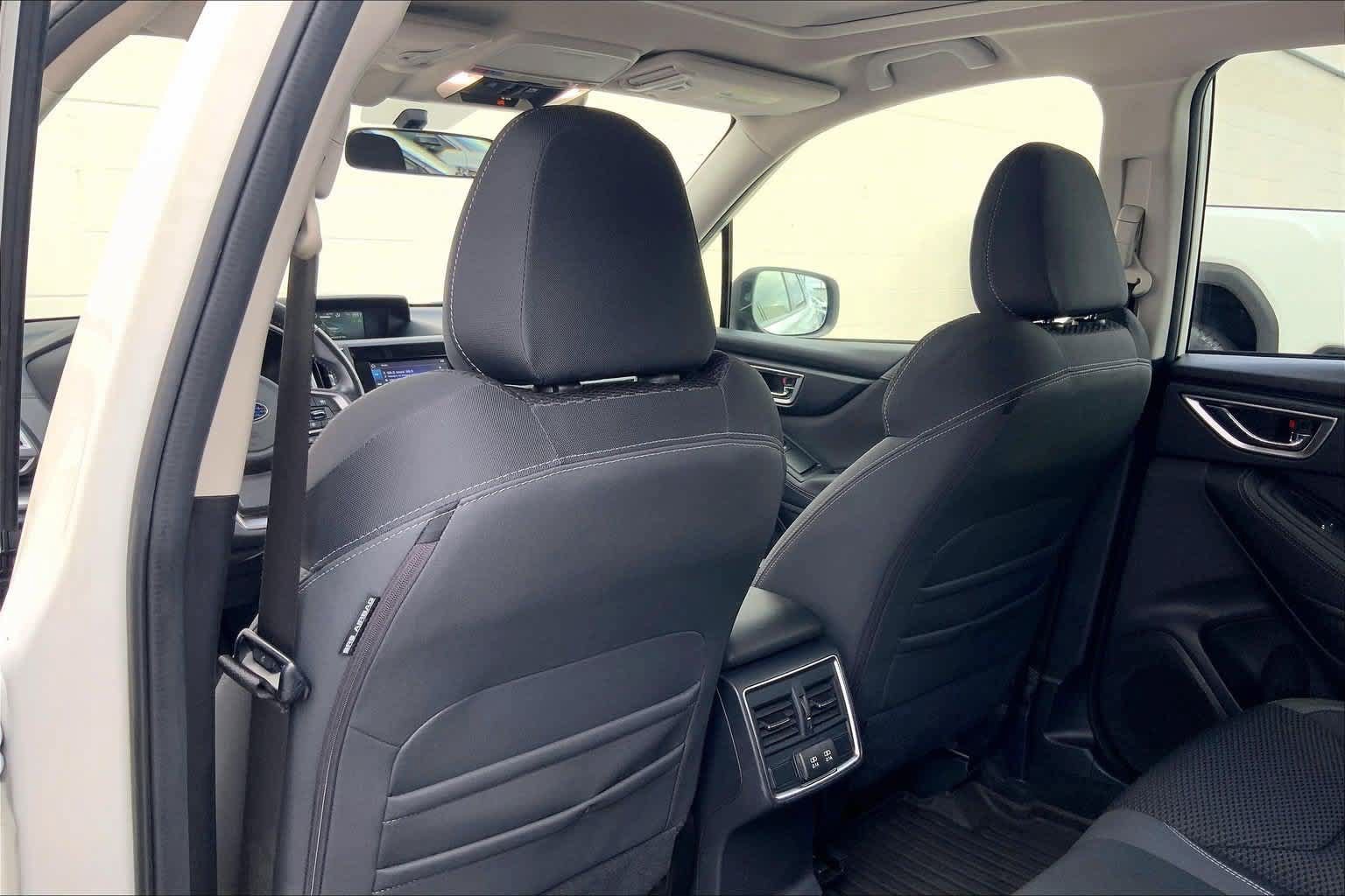 Used 2020 Subaru Forester Premium AWD/4WD image 12