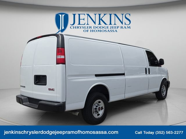 Used 2023 GMC Savana 2500 Extended w/ Driver Convenience Package RWD image 3