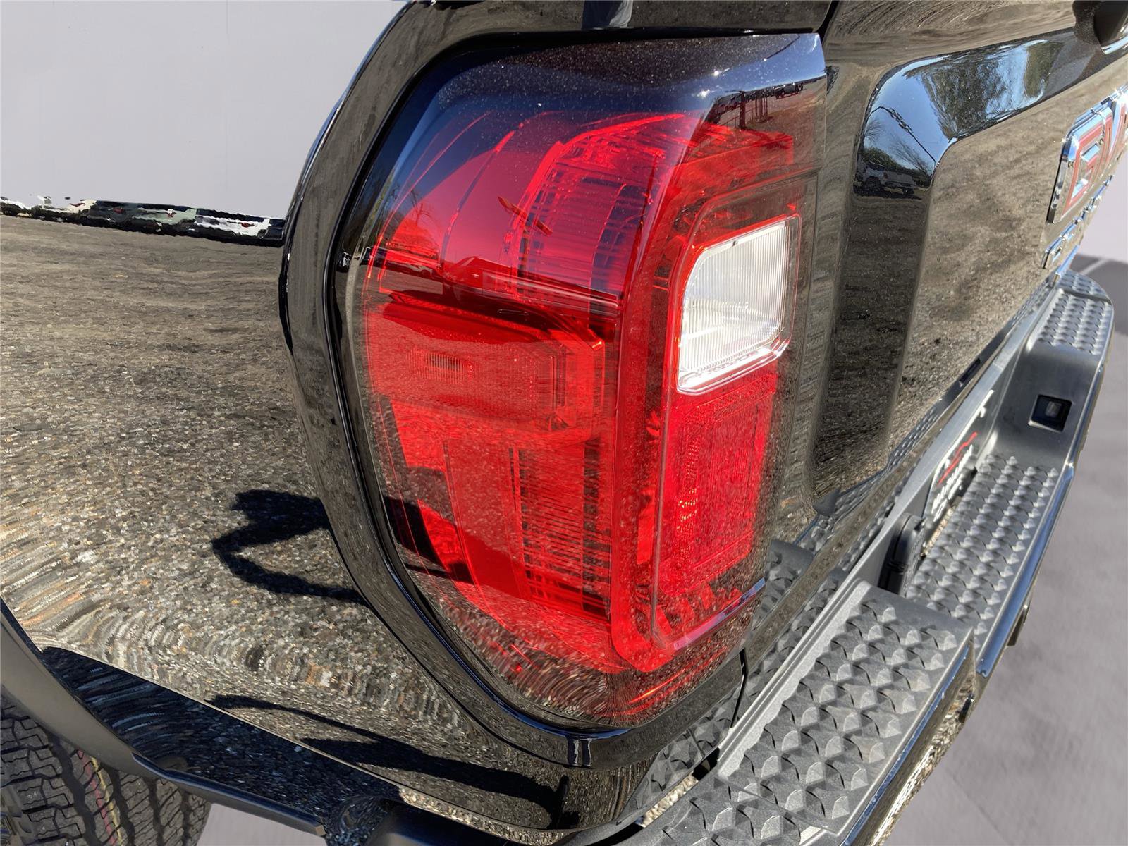 New 2026 GMC Canyon Elevation w/ Convenience Package image 10