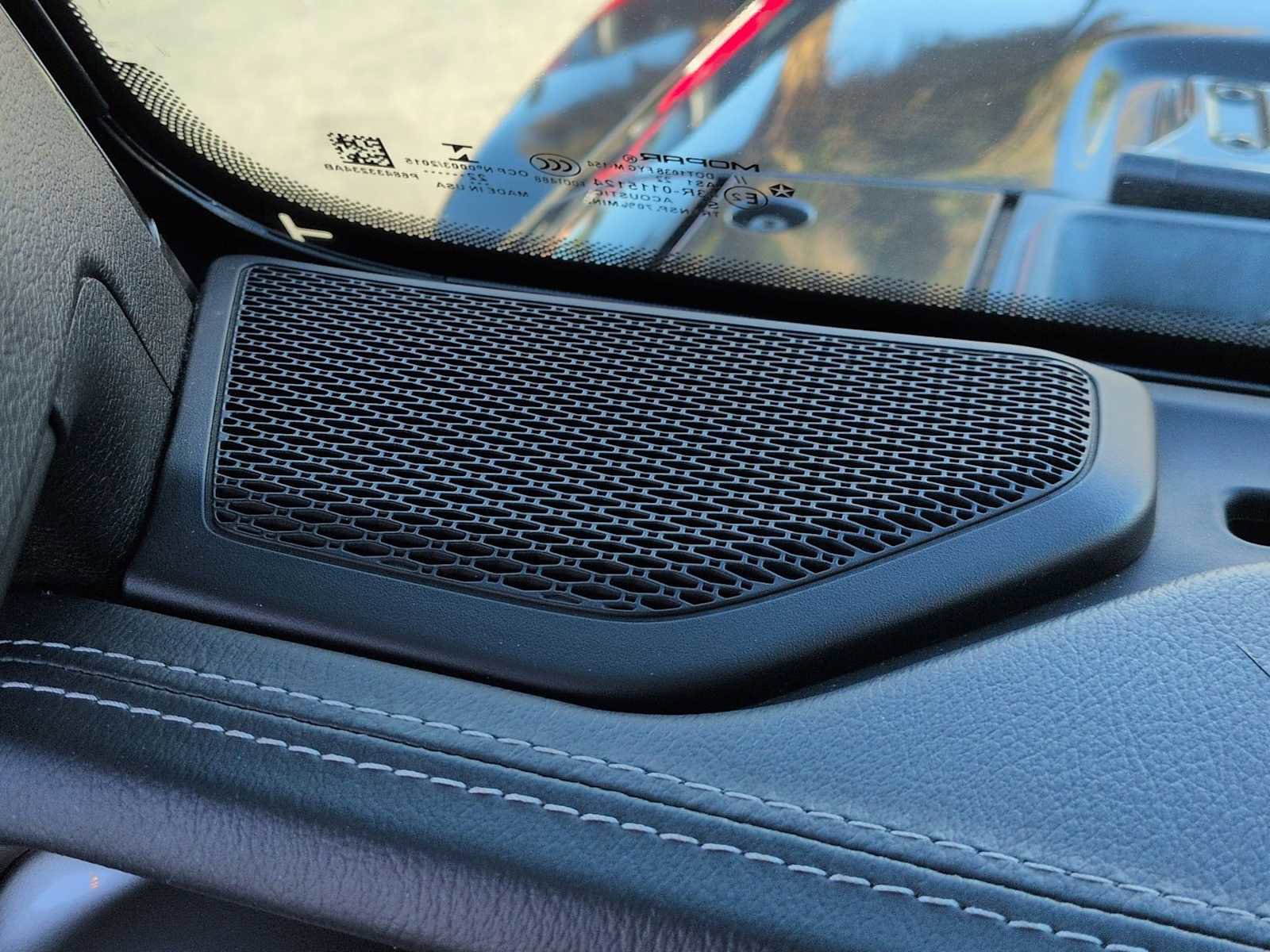 Used 2022 Jeep Wrangler Unlimited Sahara w/ Cold Weather Group image 31