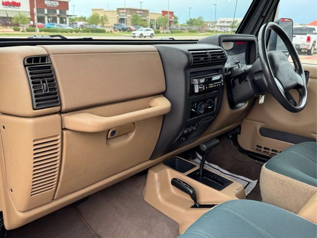 Used 1999 Jeep Wrangler Sahara image 8