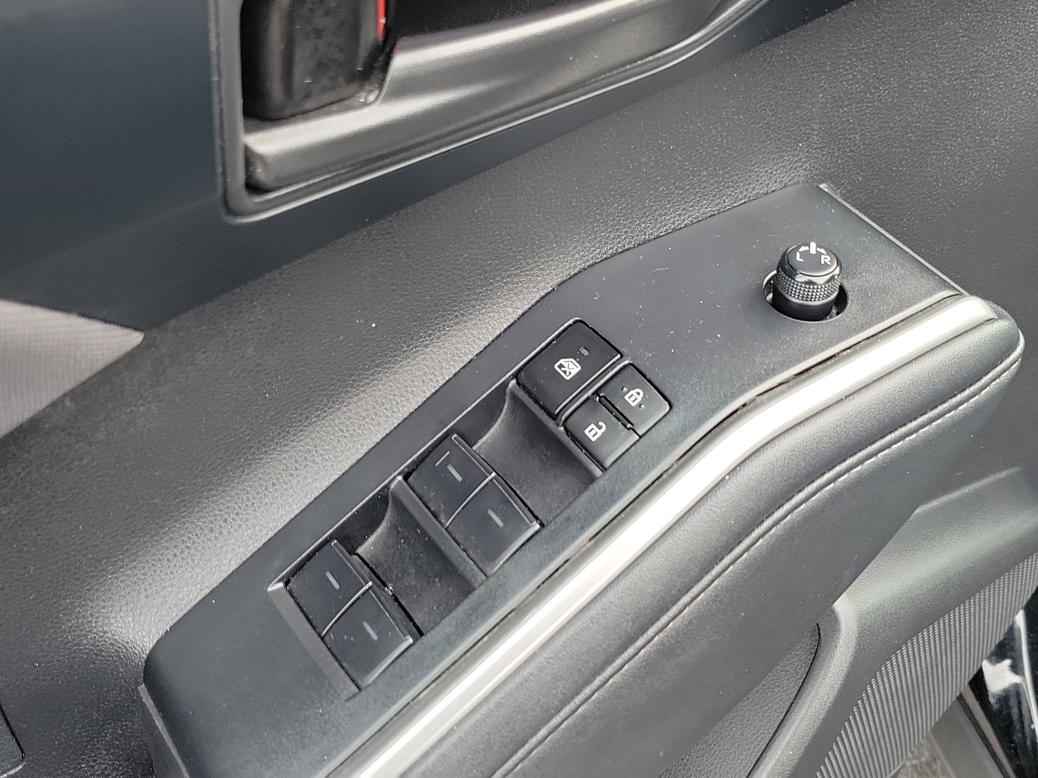 Certified 2024 Toyota Highlander LE image 20