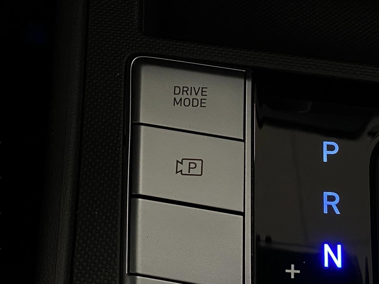 New 2026 Hyundai Elantra SE image 24