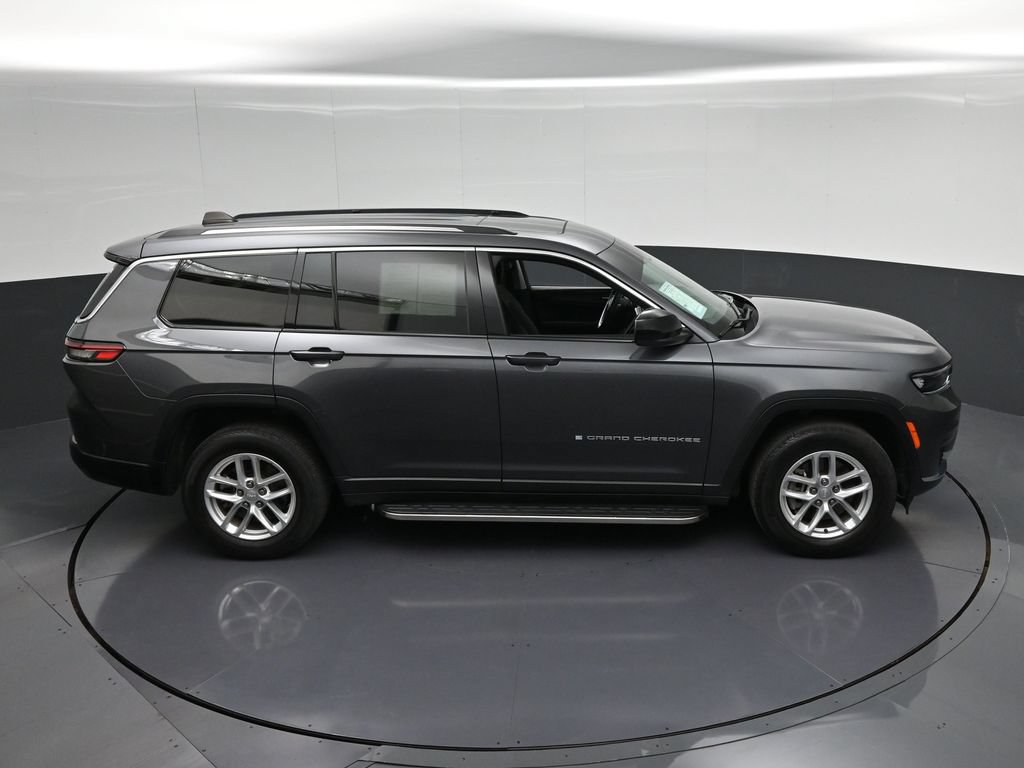 Used 2024 Jeep Grand Cherokee L Laredo RWD image 23