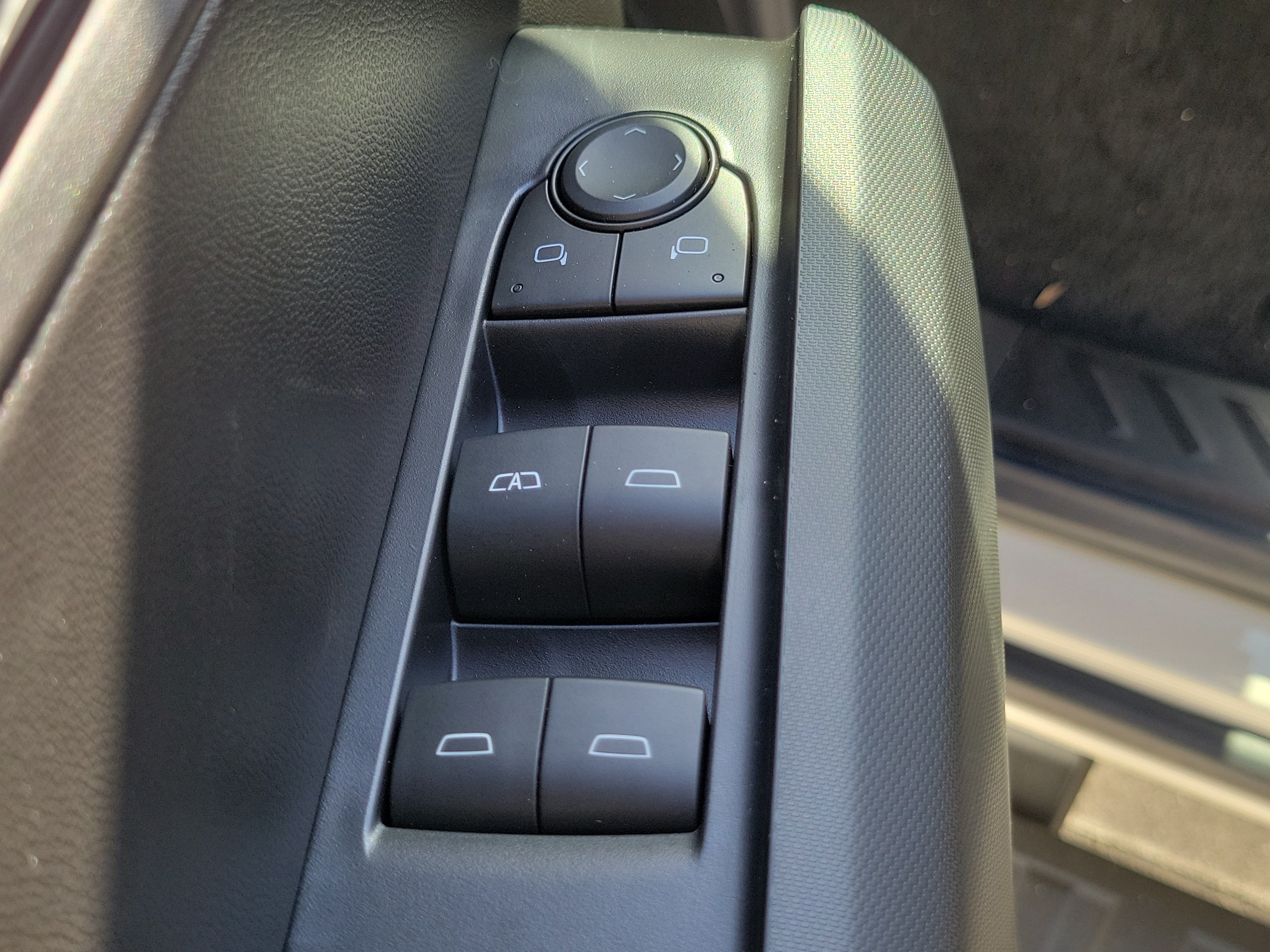 New 2026 GMC Canyon Elevation w/ Convenience Package RWD image 18