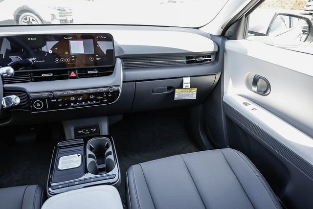 New 2026 Hyundai Ioniq 5 SEL RWD image 18