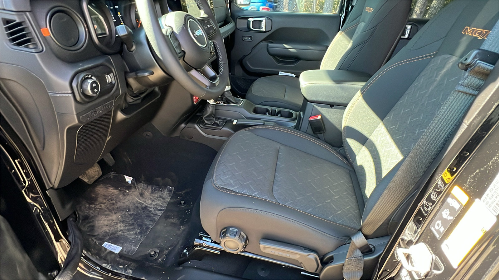New 2026 Jeep Gladiator Mojave w/ Safety Group AWD/4WD image 16