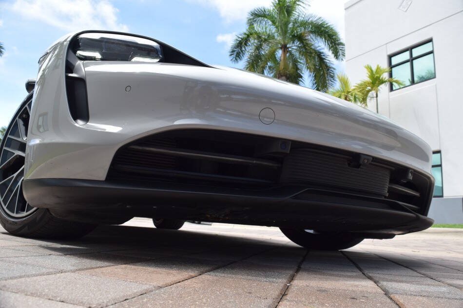 Used 2021 Porsche Taycan 4S AWD/4WD image 13