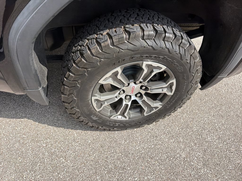 Used 2020 GMC Sierra 1500 SLT w/ SLT Convenience Package AWD/4WD image 13