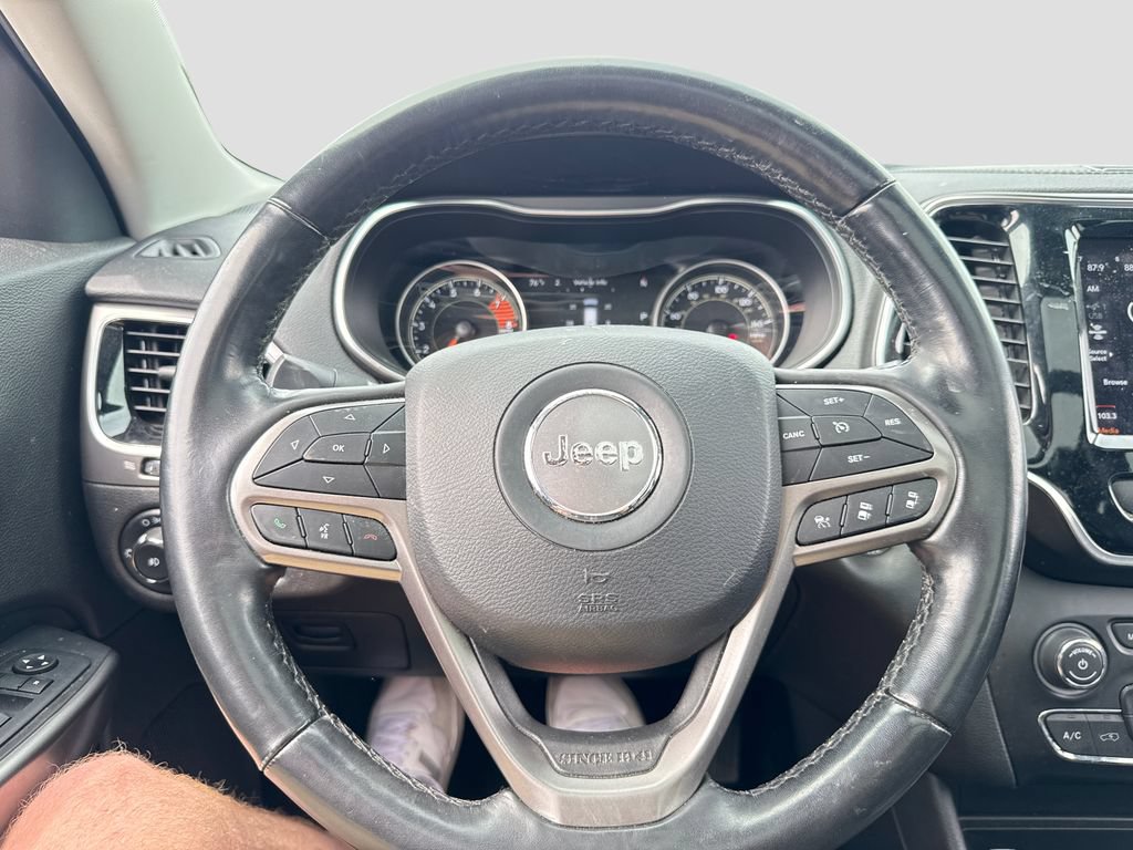 Used 2021 Jeep Cherokee Limited w/ Elite Package AWD/4WD image 18