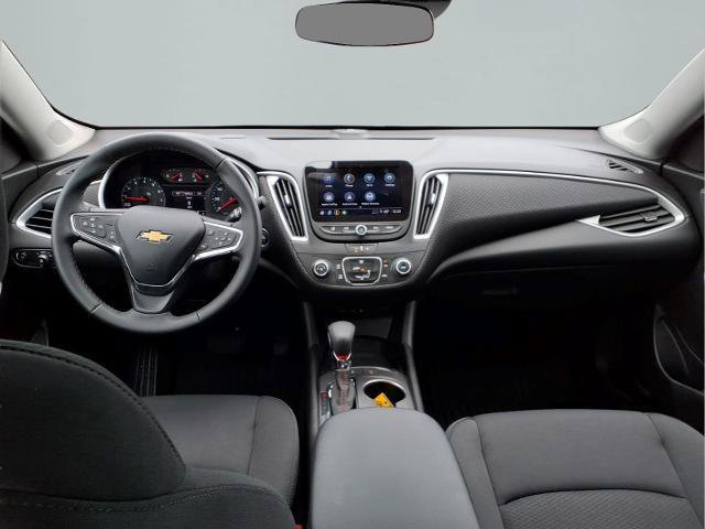 Used 2025 Chevrolet Malibu RS FWD image 8