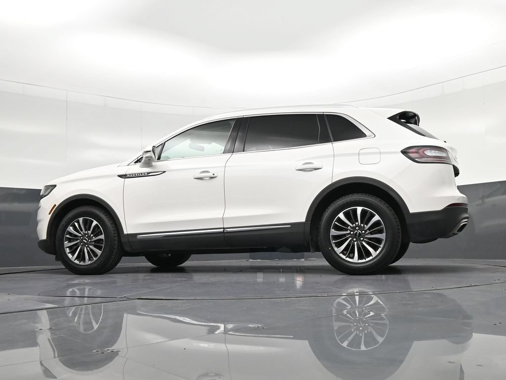 Used 2023 Lincoln Nautilus Reserve FWD image 33