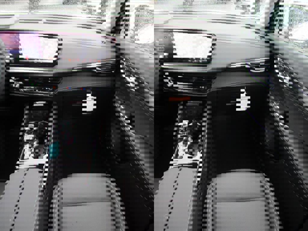 New 2026 Buick Envision Preferred image 13