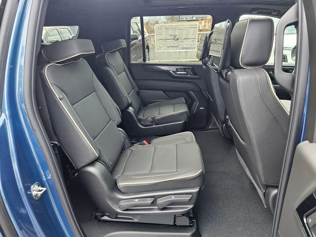 New 2026 GMC Yukon XL Elevation w/ Elevation Premium Package AWD/4WD image 12