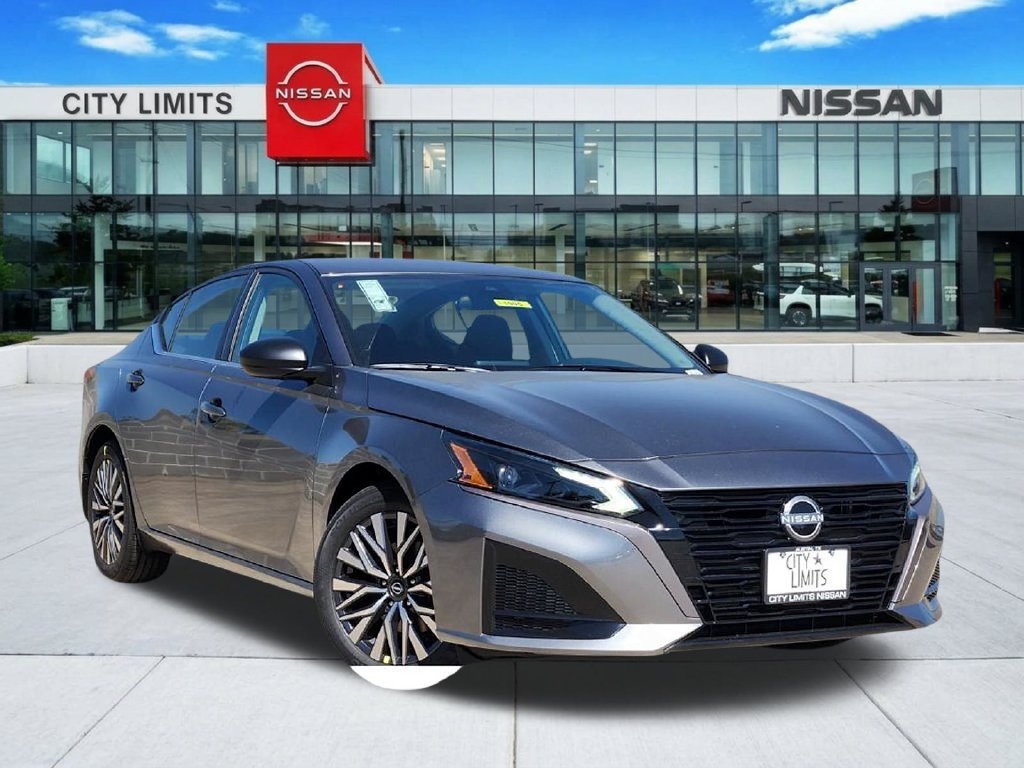 New 2026 Nissan Altima 2.5 SV