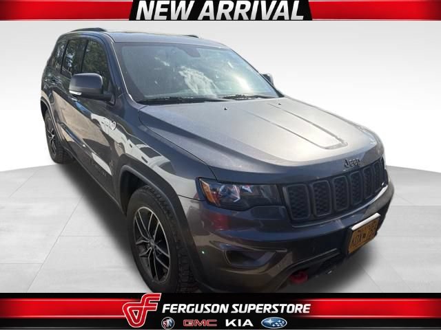 Used 2018 Jeep Grand Cherokee Trailhawk AWD/4WD image 1
