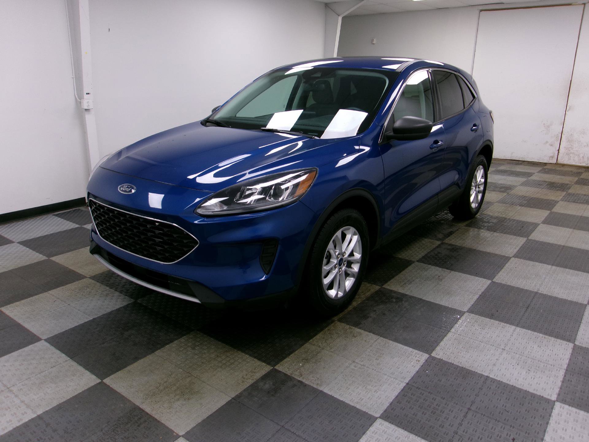 Used 2022 Ford Escape SE