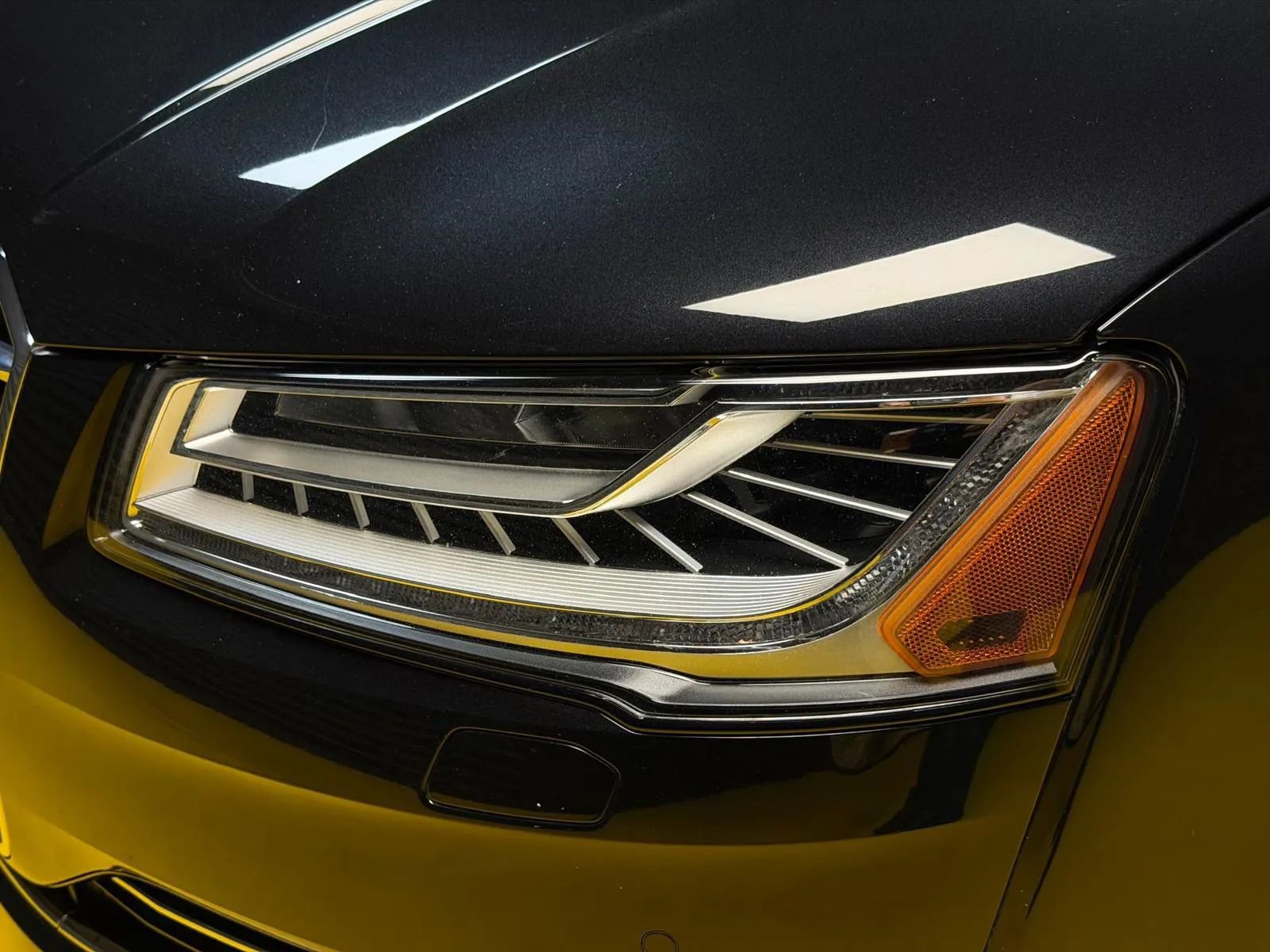 Used 2015 Audi A8 L 4.0T w/ Premium Package image 11