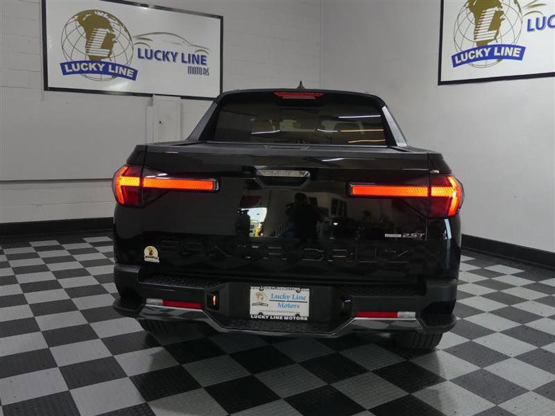 Used 2022 Hyundai Santa Cruz Limited AWD/4WD image 8