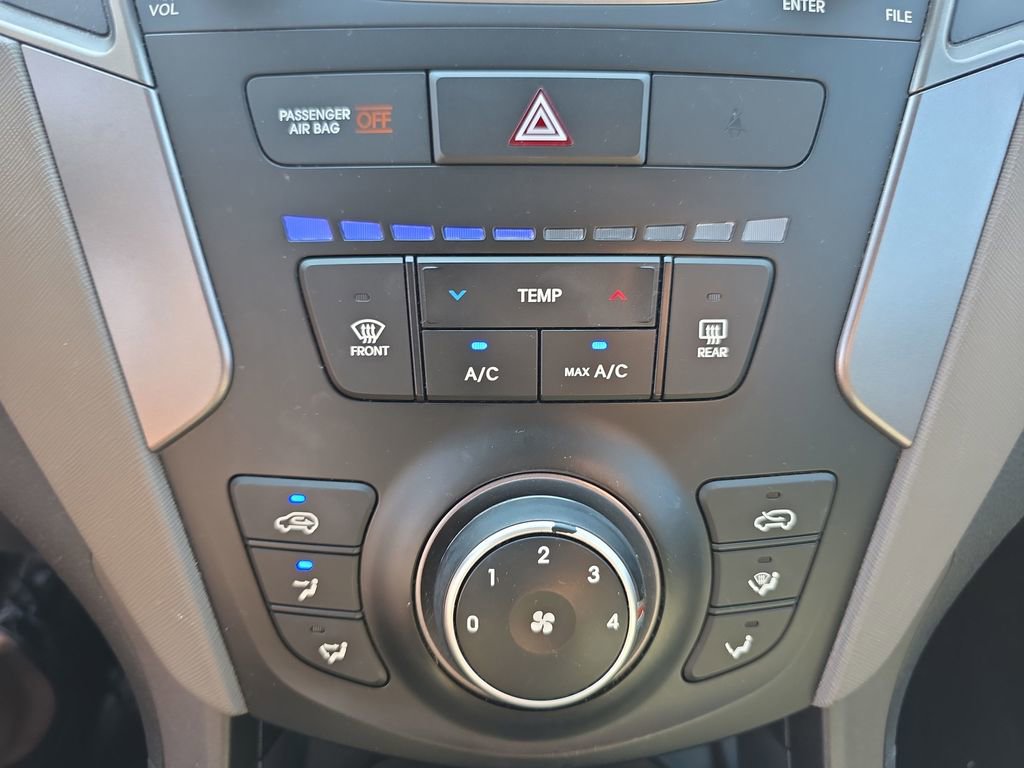 Used 2015 Hyundai Santa Fe Sport FWD image 30