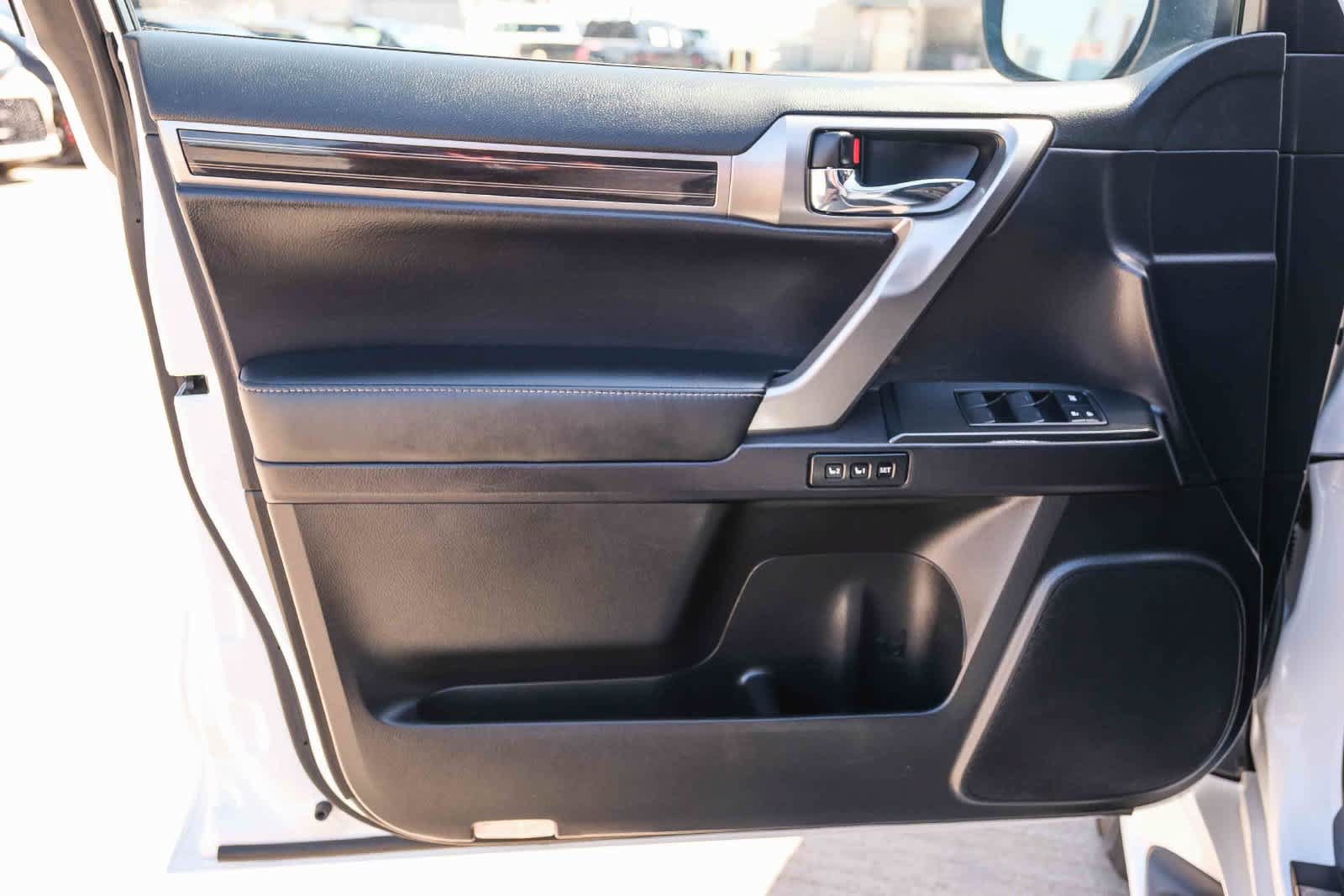 Used 2023 Lexus GX 460 Premium w/ Premium Plus Package AWD/4WD image 23