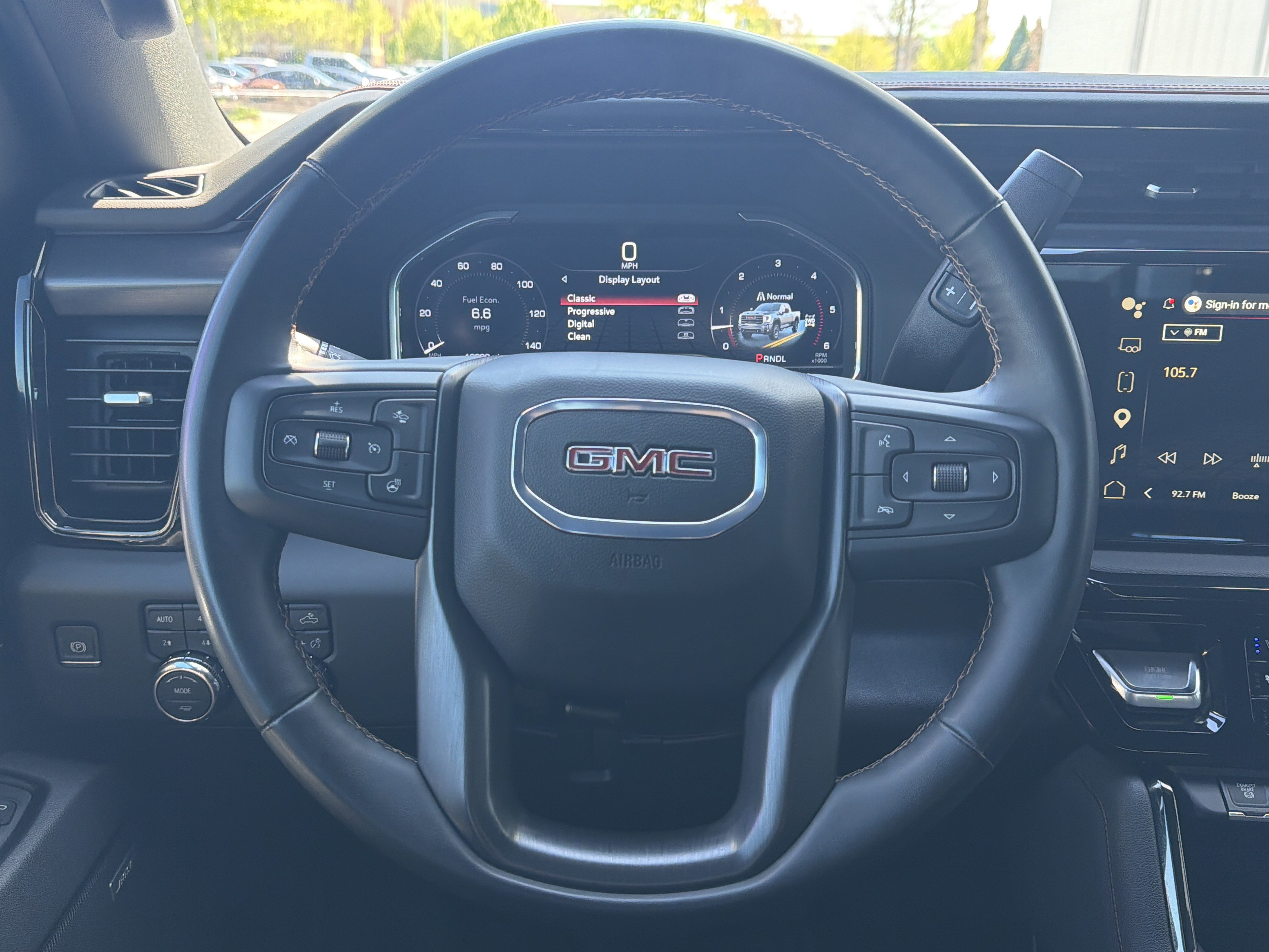 Used 2025 GMC Sierra 2500 AT4 w/ AT4 Premium Plus Package image 18