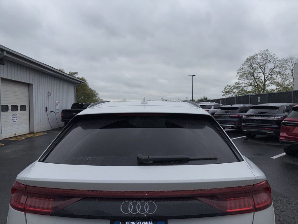 Used 2023 Audi Q8 Prestige AWD/4WD image 6