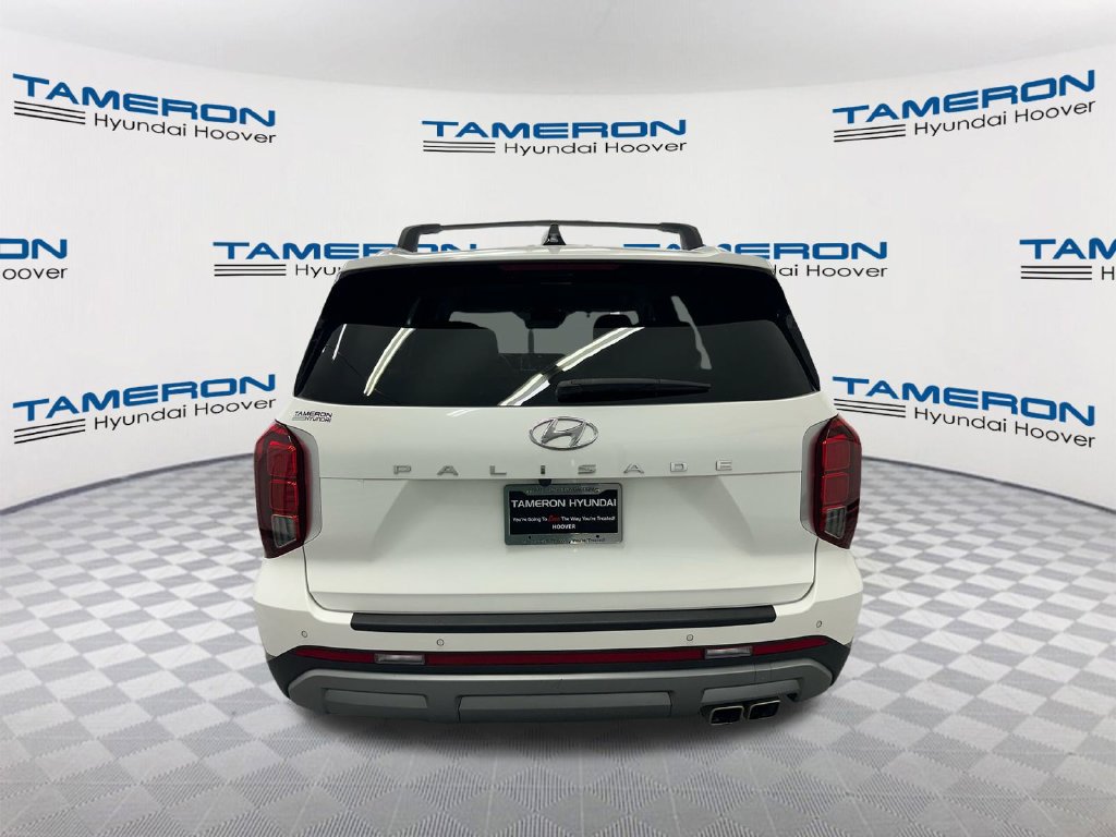 Used 2024 Hyundai Palisade SEL FWD image 4