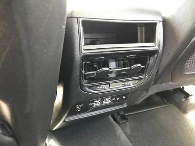 Used 2023 Jeep Grand Cherokee Limited AWD/4WD image 19