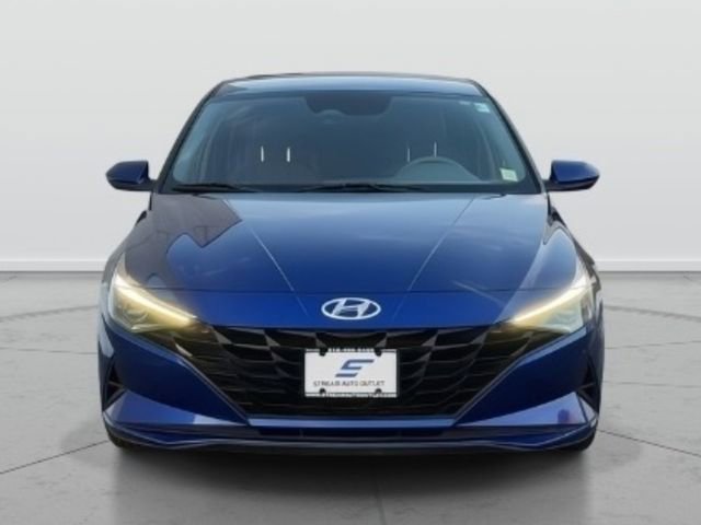 Used 2021 Hyundai Elantra SEL image 2