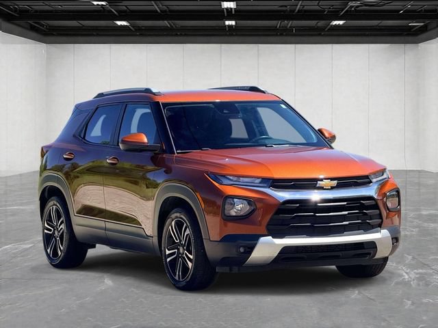 Used 2021 Chevrolet TrailBlazer LT w/ Premium Seating Package FWD image 7