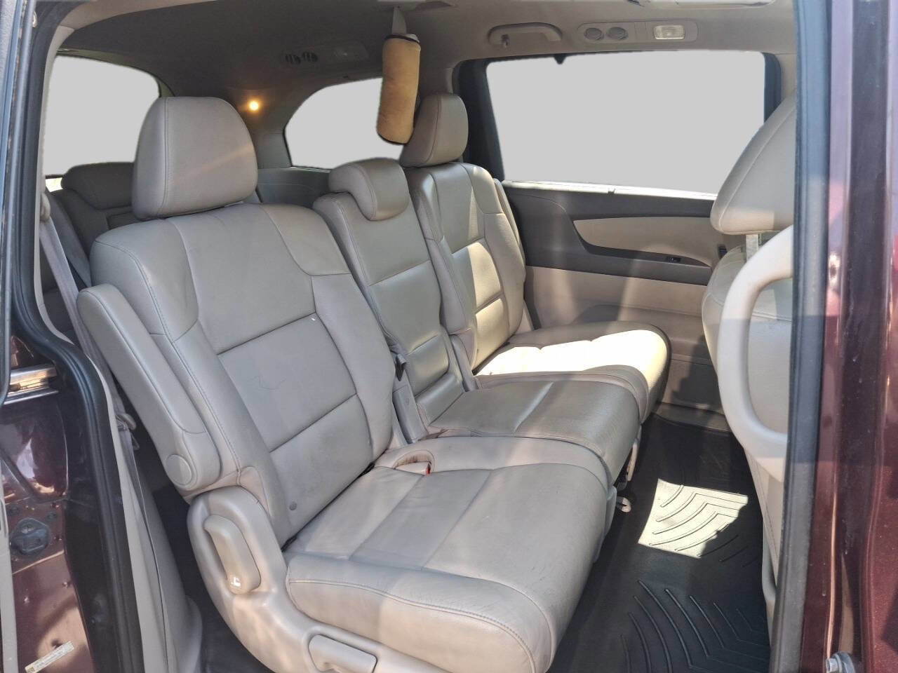Used 2014 Honda Odyssey Touring Elite image 12