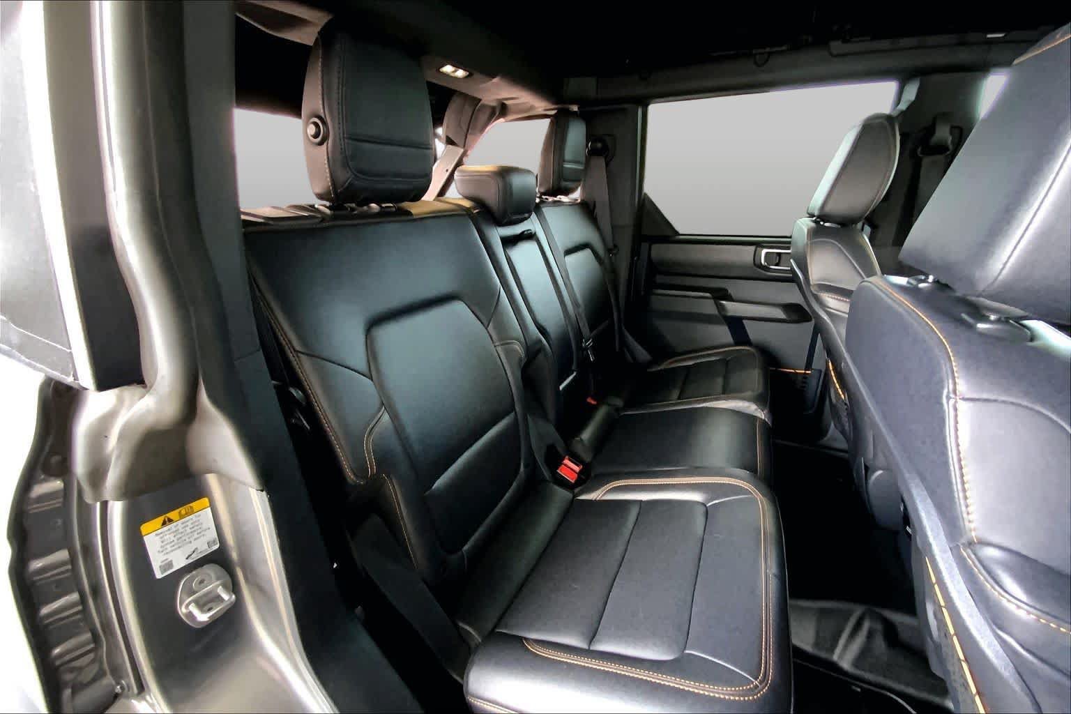 Certified 2024 Ford Bronco Badlands AWD/4WD image 19